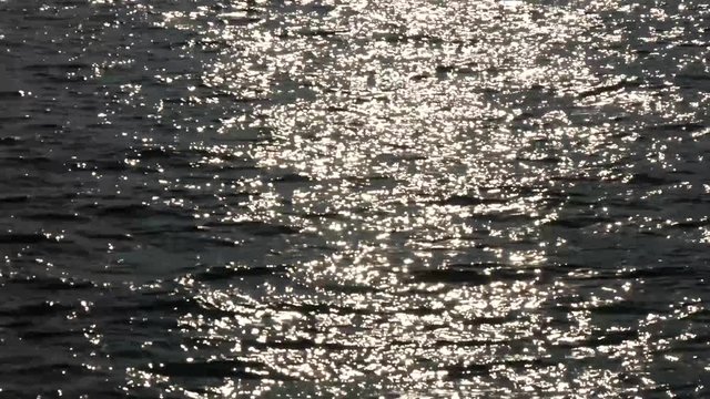Acque argentate del lago di Como