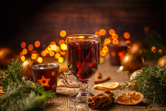 Hot wine with spices