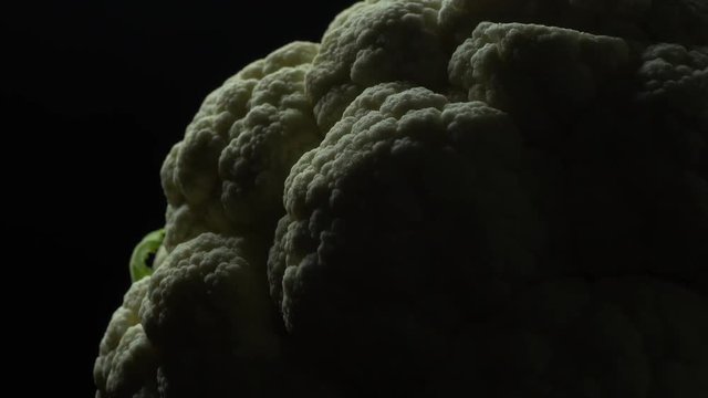 Cauliflower haed dramatic rotation in great detail