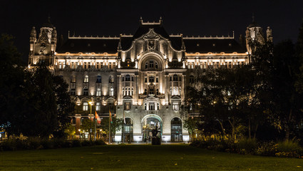 Four Seasons Hotel - Budapest