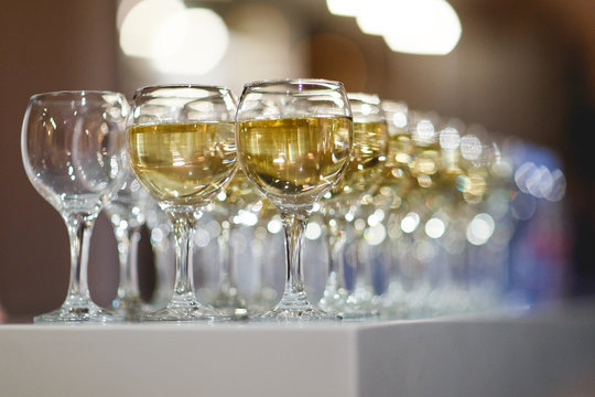 Photo of many wine glasses