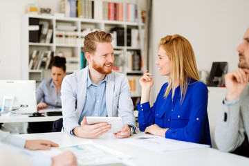 Obraz premium Business people having a board meeting