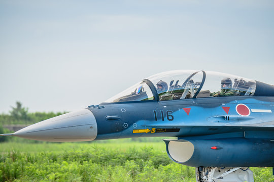 F-2戦闘機