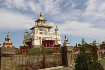 Буддийский храм- Хурулл