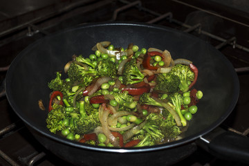 Broccoli, onion, peas and pepper