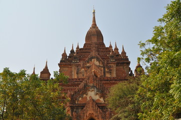 Fototapeta na wymiar Htilominlo Pahto, Bagan, Myanmar