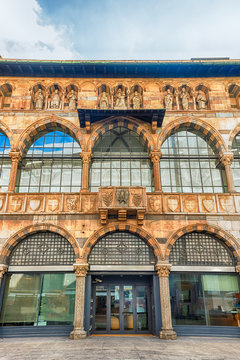 Loggia degli Osii, historical building in Piazza Mercanti, Milan, Italy