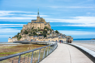 Mont-Saint-Michel, an island with the famous abbey, Normandy, France - obrazy, fototapety, plakaty