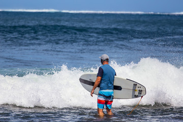 Surfeur à Papeeno