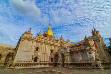 Fototapeta na wymiar Ananda pagoda Bagan Myanmar