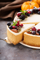 Pumpkin cheesecake with sour cream topping