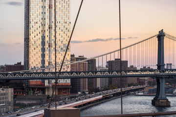 Obraz premium New York City - coucher de soleil sur le Pont