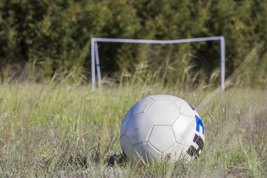 cancha de futbol abandonada