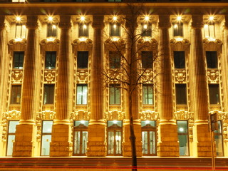 Fototapeta premium European Aviation Safety Agency in Köln bei Nacht