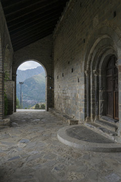 Romanische Kirche im Valle de Boi in den Spanischen Pyren&auml;en