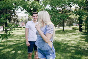 Fototapeta premium happy couple hanging outside