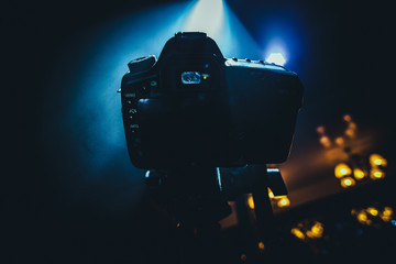 Dslr video camera with epic light