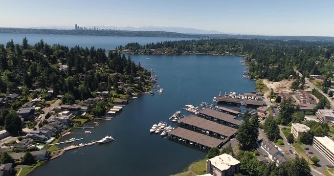 Meydenbauer Bay Whalers Cove Bellevue Washington Downtown Seattle Skyline Background - Lake Washington