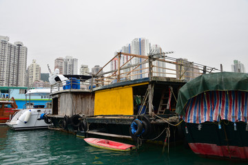 Fototapeta na wymiar boats and buildings in Hong Kong