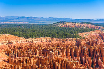 Scenic view of beautiful red rock hoodoos and the Amphitheater from Sunset Point, Bryce Canyon National Park, Utah, United States
