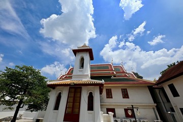 The building is within the temple grounds