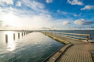 Fototapeta na wymiar Blick nach Stralsund von Altefähr auf Insel Rügen in Deutschland
