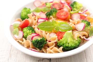 pasta salad with vegetable