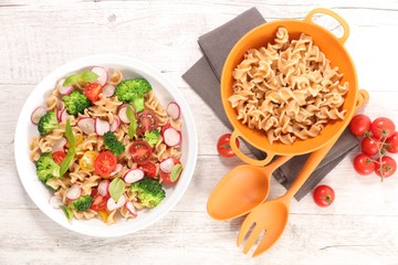 pasta salad with vegetable