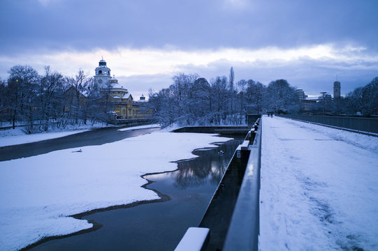 snowy river Isar, Kabelsteg, Munich, Bavaria, Germany