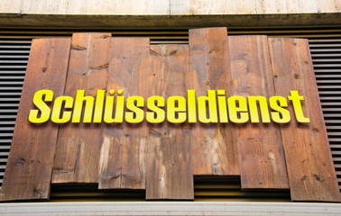 Schild 222 - Schl&uuml;sseldienst