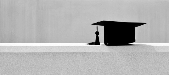 black graduation hat