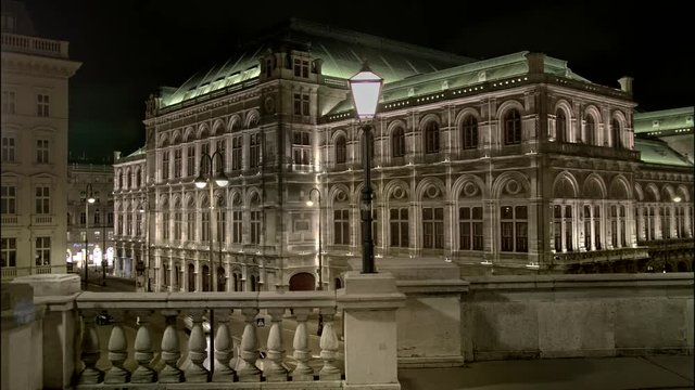 Time Lapse,  Vienna Opera, night, tracking shot &ndash; wide