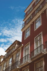 Obraz premium Beautiful narrow old street in Lisbon.