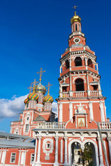 Fototapeta na wymiar the Nativity Church in Nizhny Novgorod 
