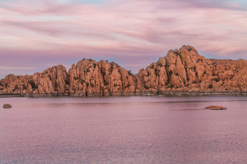 Fototapeta na wymiar Sunset at Watson Lake Prescott Arizona