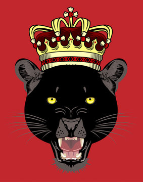 Portrait of a leopard in a crown