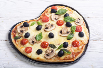 Italian pizza heart