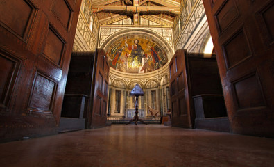 Obraz premium San Miniato al Monte church interior, Florence