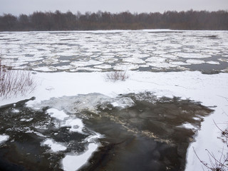 Ice drift on the river
