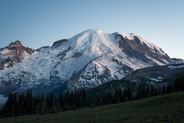 Fototapeta na wymiar Mount Rainier close up from Sunrise Visitor Center in Washington State