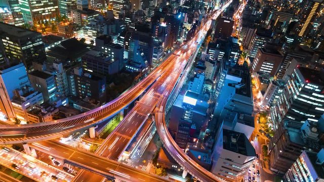 Time-lapse of a massive intersection in Osaka at night