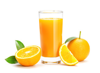 Obraz na płótnie Canvas Glass of fresh orange juice isolate on white background, Fresh fruits Orange juice in glass with group of orange on white