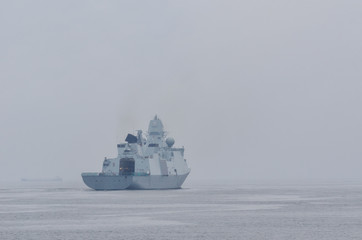 WARSHIP - Frigate sails to sea for patrol © Wojciech Wrzesień