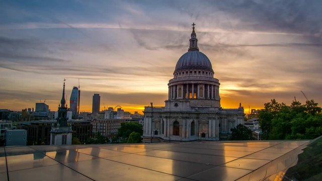 Saint Paul Cathedral in London - Sunset with Skyline, UK Landmark urban timelapse ST Paul