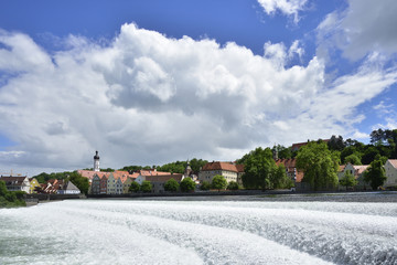 Landsberg am Lech mit seinen Staustufen
