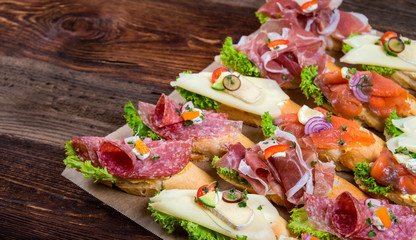 Brettljausn - Wurst und Käse Platte - Jause