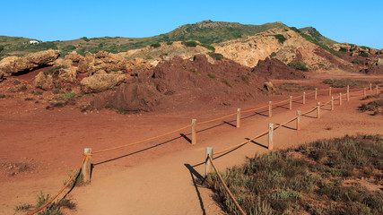 pad richting Cala Pregonda - eiland Menorca (Balearen)
