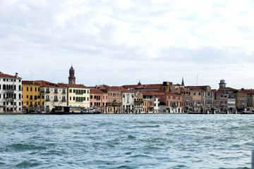 Fototapeta na wymiar Venetian houses along Grand Canal