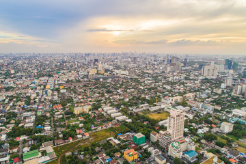 Fototapeta premium Bangkok metropolis skyline in twilight sunset
