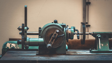 Manual Gear Rotation Machine